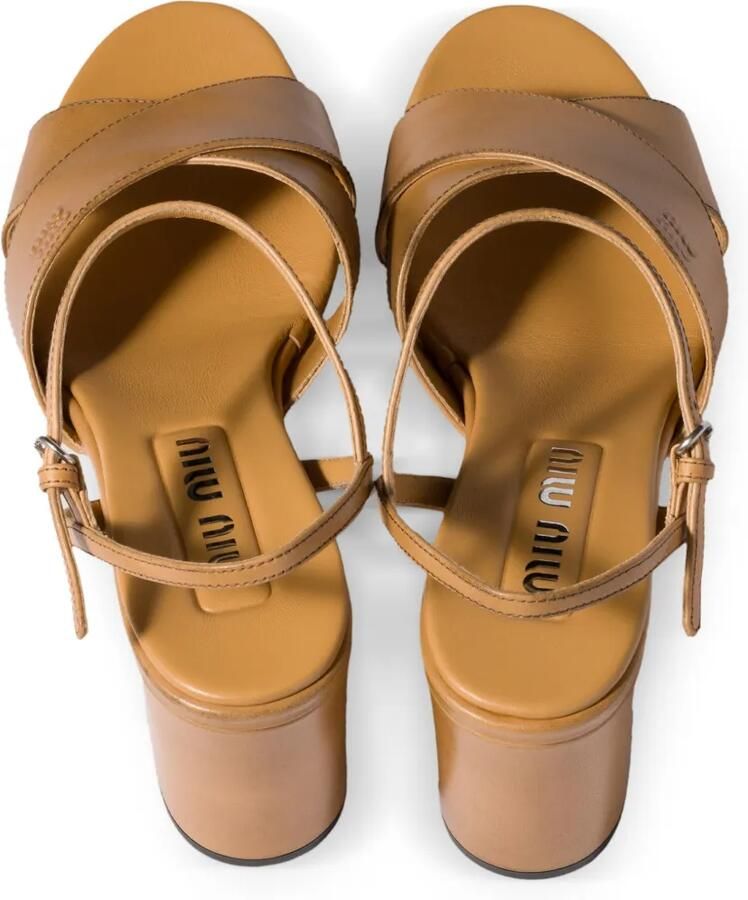 Miu Leren sandalen met plateauzool Bruin - Foto 2