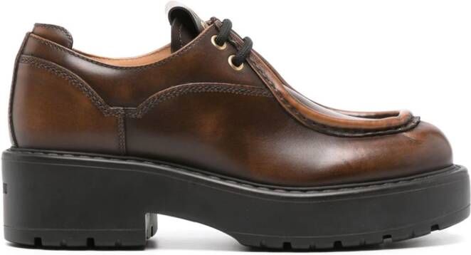 Miu Loafers met logopatch Bruin