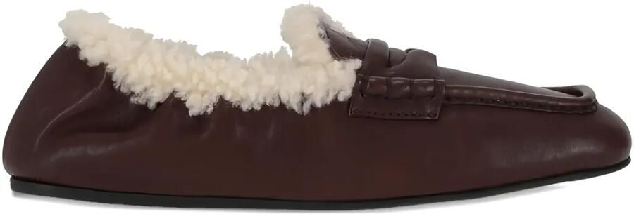 Miu Nappa loafers met lammy detail Bruin