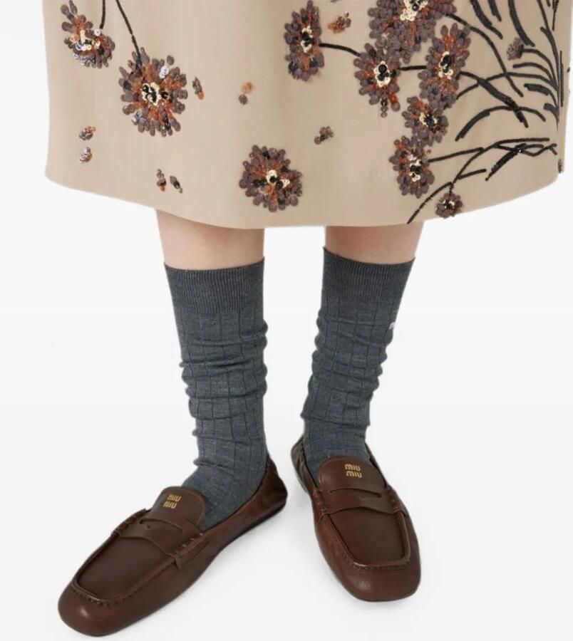 Miu Penny loafers met logo-reliëf Bruin - Foto 3
