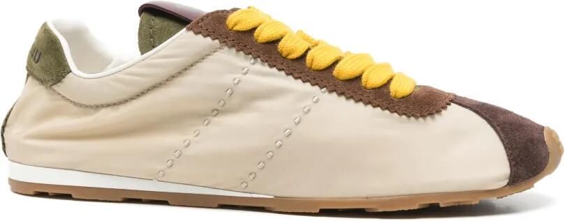 Miu Sneakers met suède afwerking Beige