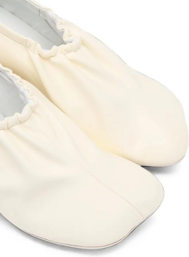 MM6 Maison Margiela Anatomic pumps met elastisch detail Beige - Foto 3