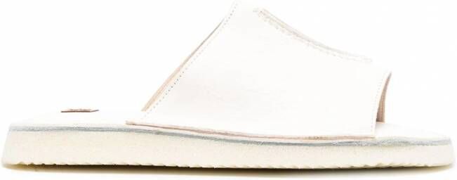 Moma Muiltjes met open neus Wit