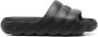 Moncler Lilo gewattteerde slippers Zwart - Thumbnail 1