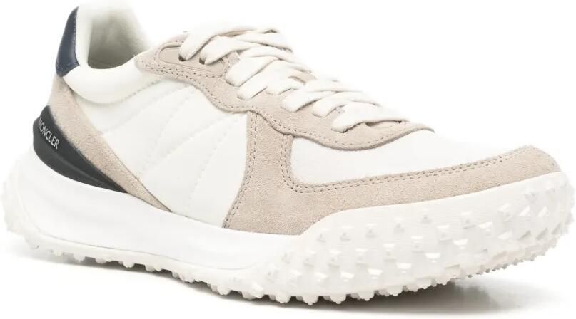 Moncler City Trek sneakers met studs en vlakken Wit - Foto 3