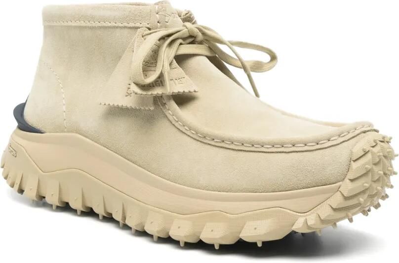 Moncler x Clarks Originals Trailgrip Wallabee GTX laarzen van kalfssuède Beige
