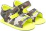 Moschino Kids Leren sandalen met camouflageprint Bruin - Thumbnail 1