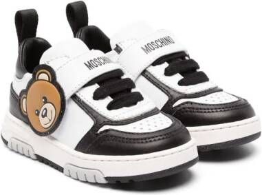 Moschino Kids Sneakers met teddybeerpatch Wit