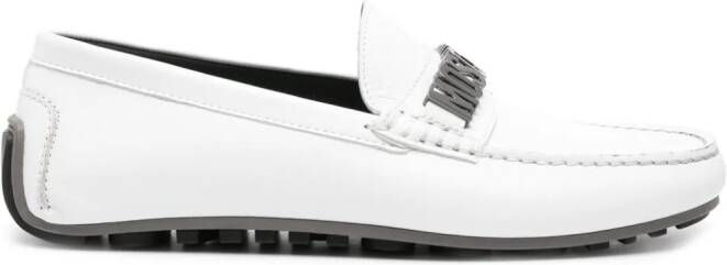 Moschino Leren loafers met logo Wit
