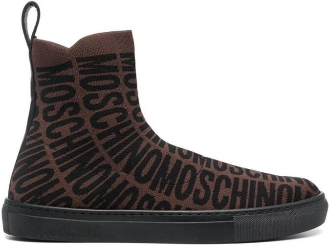 Moschino Sneakers met logoprint Bruin