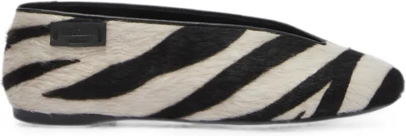 Moschino Ballerina's met zebra-print Beige