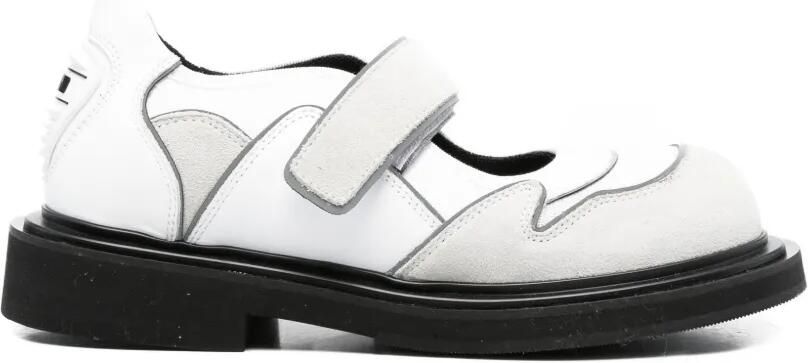 Moschino Leren ballerina's met bandje en vlakken Wit