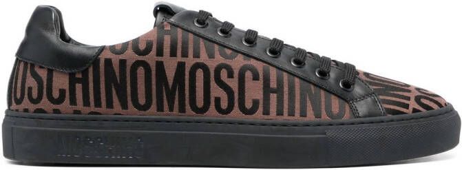 Moschino Sneakers met logo jacquard Bruin