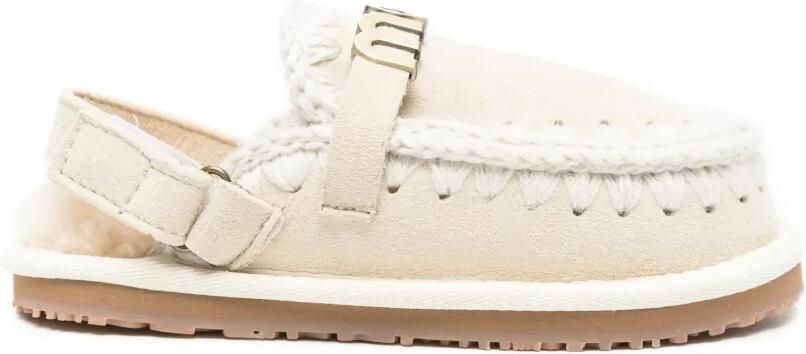 Mou Kids Slippers met gehaakte afwerking en logoplakkaat Beige