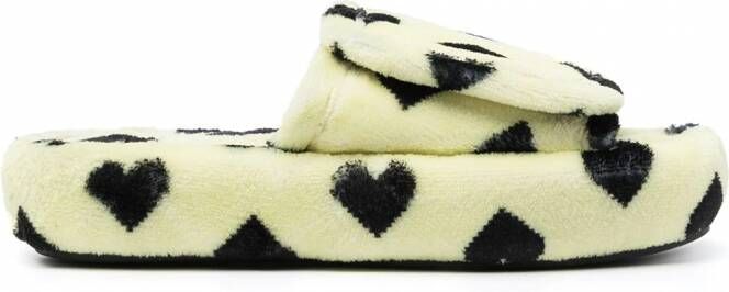 Natasha Zinko Slippers met hartprint Geel