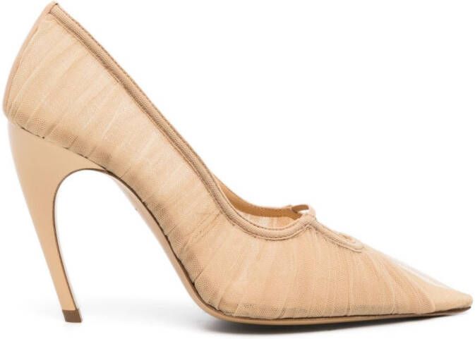 Nensi Dojaka Pumps met puntige neus Beige