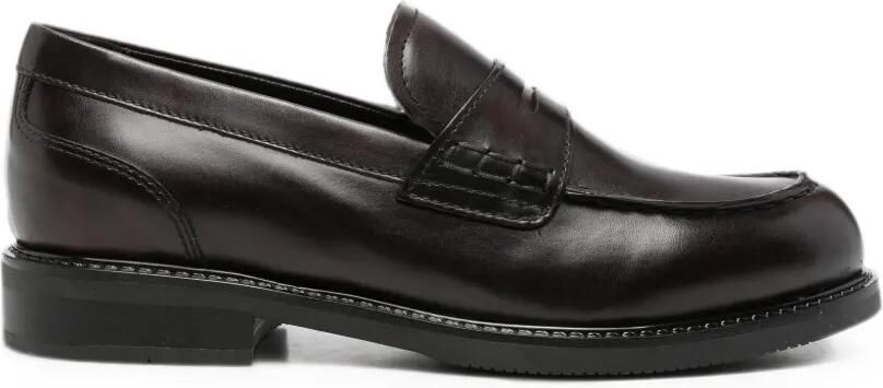NERO GIARDINI Penny loafers met amandelvormige neus Rood
