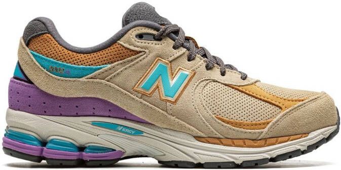 New Balance x The Base t 2002R sneakers Groen