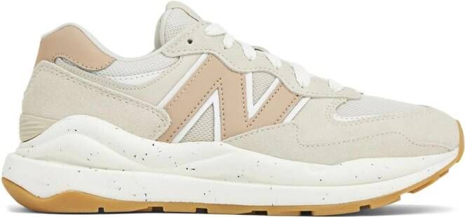 New Balance 5740 suède sneakers Beige