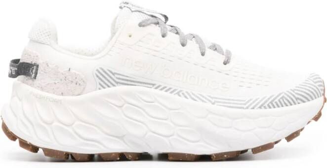 New Balance Fresh Foam x More Trail V3 sneakers Wit