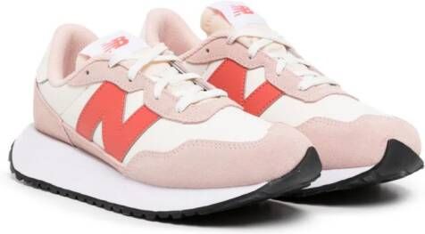 New Balance Kids Sneakers met colourblocking Roze