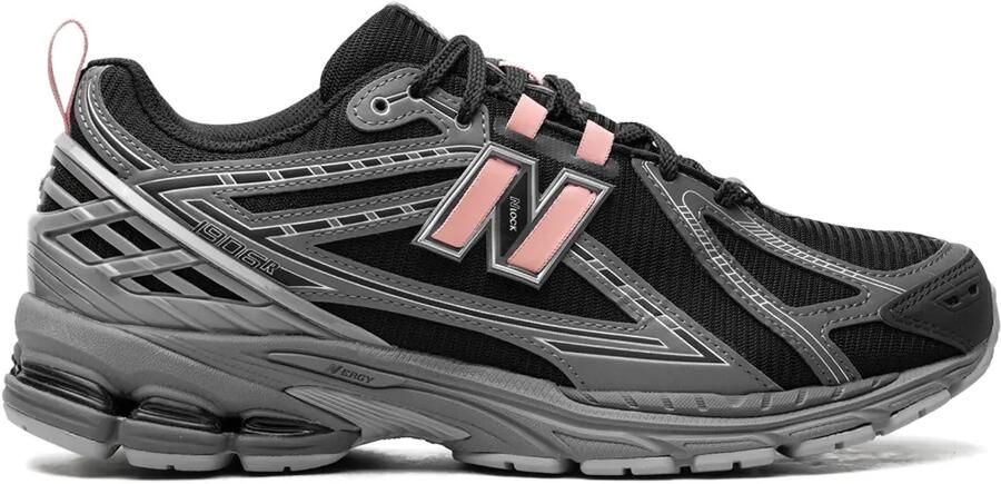 New Balance 1906R "Black Pink" sneakers Zwart
