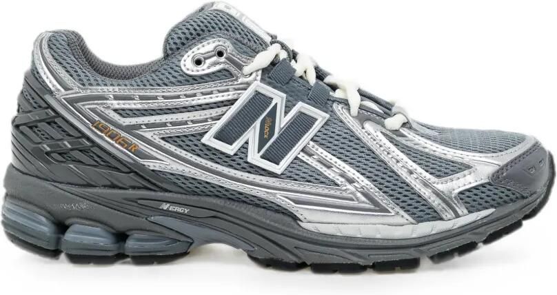 New Balance Sneakers met kooi-detail en vetersluiting Roze
