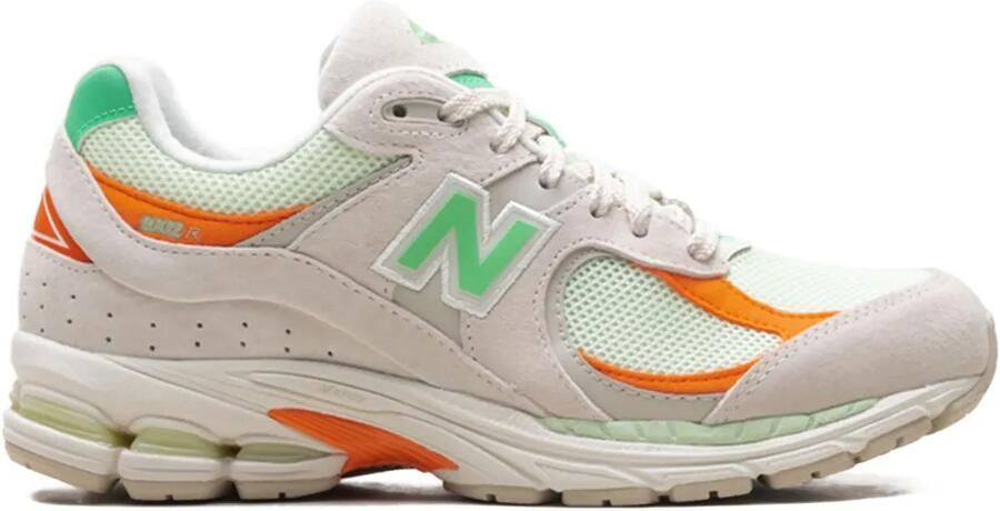 New Balance 2002R low-top sneakers Beige
