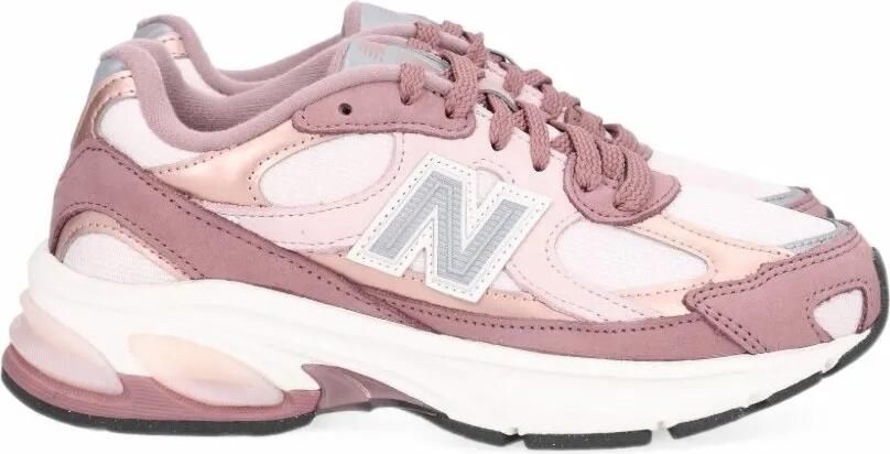New Balance 204 suede-panel shoes Beige