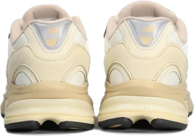 New Balance 2010 panelled low-top sneakers Beige - Foto 5