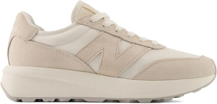 New Balance 370 sneakers met suède vlakken Beige