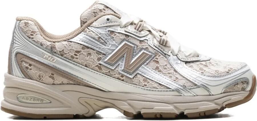 New Balance 740 sneakers Beige