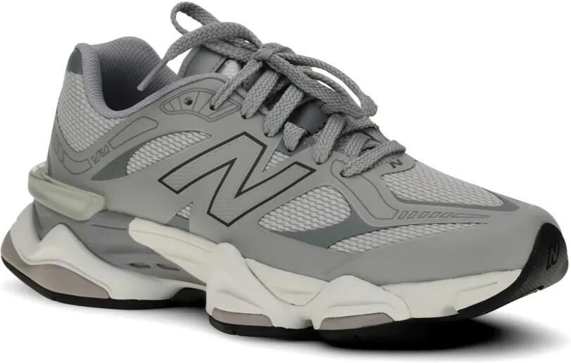 New Balance 9060 sneakers met logodetail Grijs