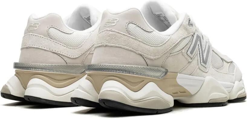 New Balance 9060 sneakers met vlakken Beige