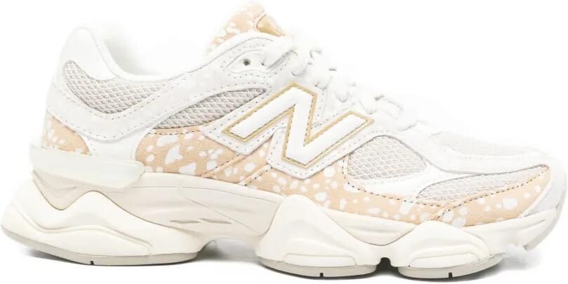 New Balance 9060 sneakers met vlakken Beige
