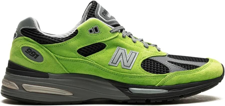 New Balance 991 V2 Made in England "City Exclusives Pack Europe" sneakers Groen