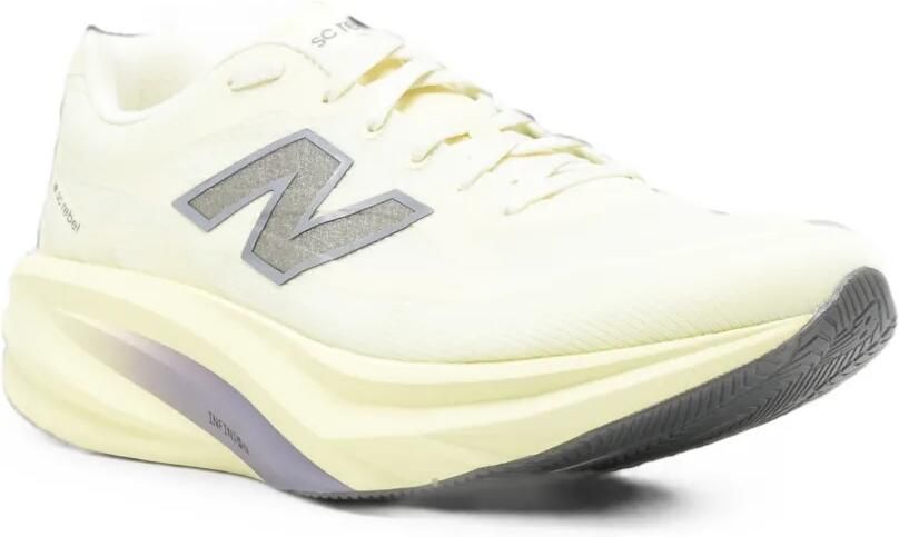 New Balance FuelCell SC Rebel sneakers Beige - Foto 3