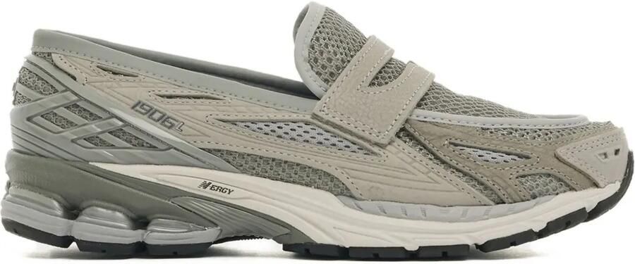 New Balance Mesh slip-on sneakers Grijs