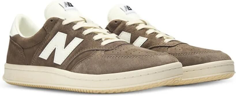New Balance T500 suède sneakers met geperforeerd detail Bruin - Foto 4