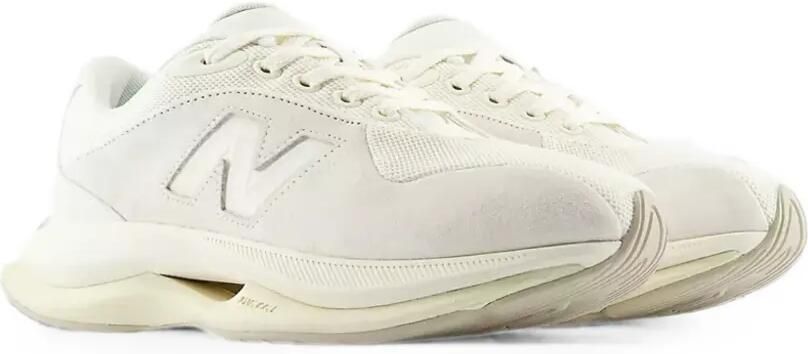New Balance TF100 sneakers met mesh vlak Beige
