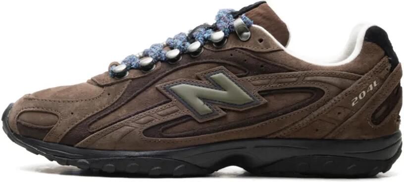 New Balance x Basketcase 204L sneakers met logo Bruin