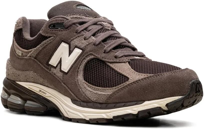 New Balance x Shoe Palace 2002R "Volcanic Rocks Brown" sneakers Bruin