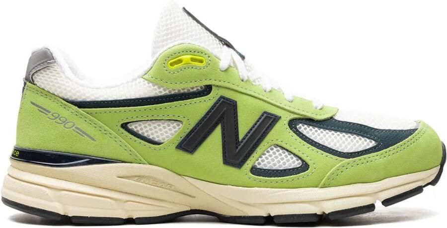 New Balance x Teddy Santis 990v4 sneakers Groen
