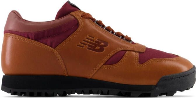 New Balance Sneakers met logo-reliëf Bruin