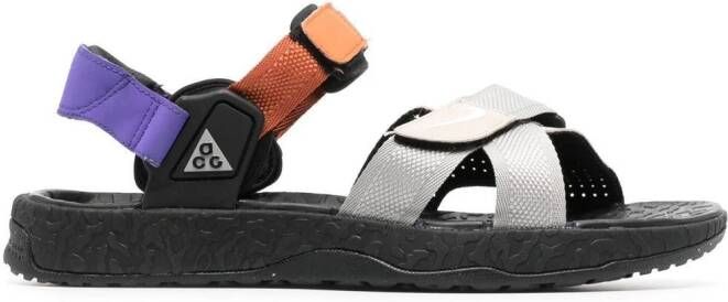 Nike ACG Air Deschutz+ sandalen Wit