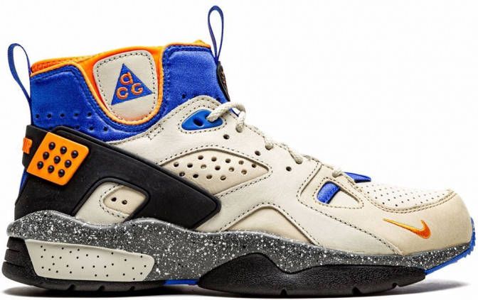 Nike ACG Air Mowabb high-top sneakers Zilver