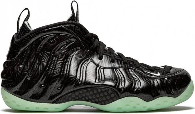 Nike "Air Foamposite One Barely Green sneakers" Zwart