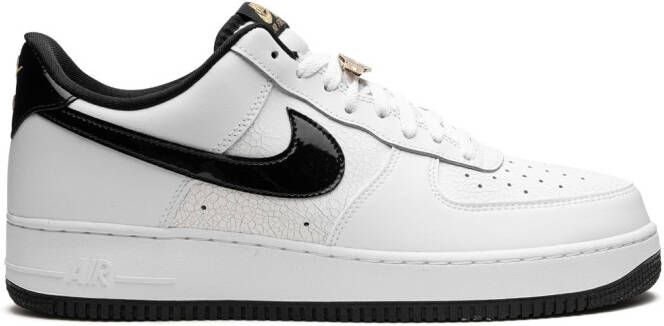 Nike Air Force 1 07 Lv8 EMB "World Champ" sneakers Wit