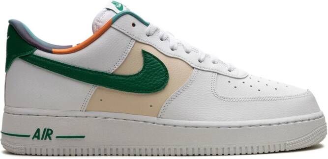 Nike "Air Force 1 '07 LV8 EMB White Malachite sneakers" Wit