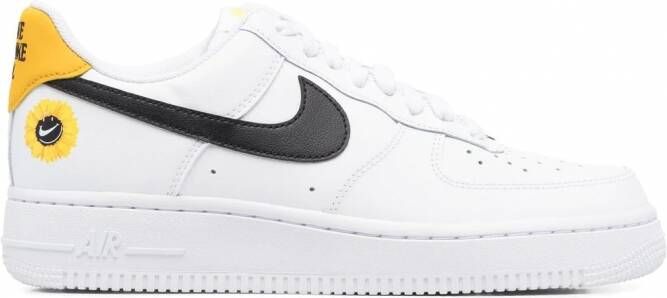 Nike Air Force 1 '07 LV8 sneakers Wit